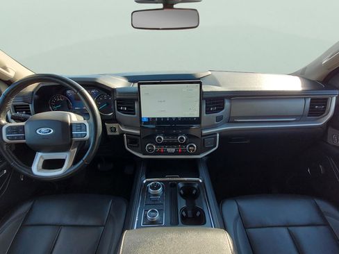 Certified 2022 Ford Expedition XLT image 13