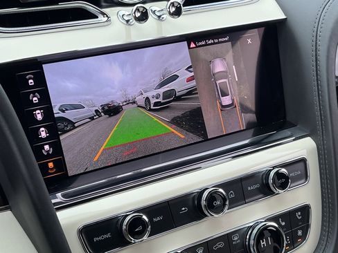 Certified 2023 Bentley Bentayga Speed image 28