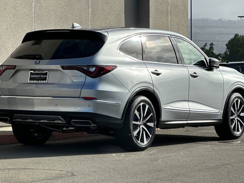 Certified 2026 Acura MDX SH-AWD w/ Technology Package image 5
