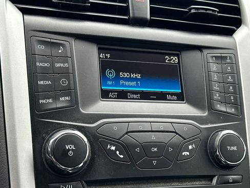 Used 2014 Ford Fusion SE image 17