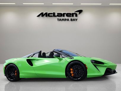 New 2025 McLaren Artura Spider