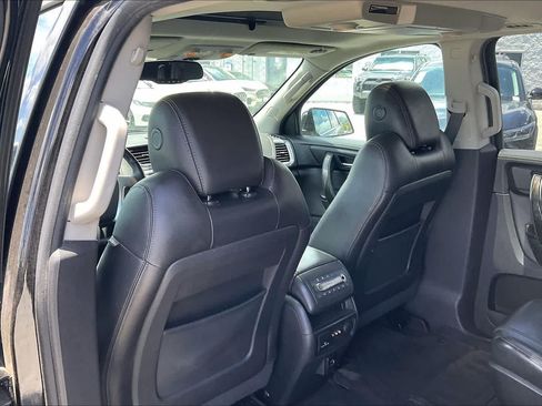 Used 2017 GMC Acadia Limited SLT AWD/4WD image 12