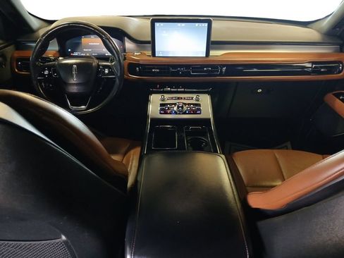 Used 2022 Lincoln Aviator Reserve w/ Elements Package Plus RWD image 12