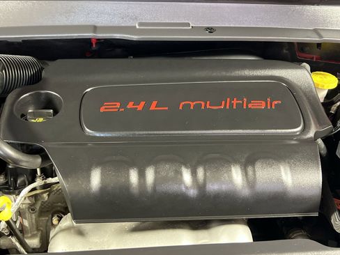 Used 2021 Jeep Compass 80th Special Edition image 29