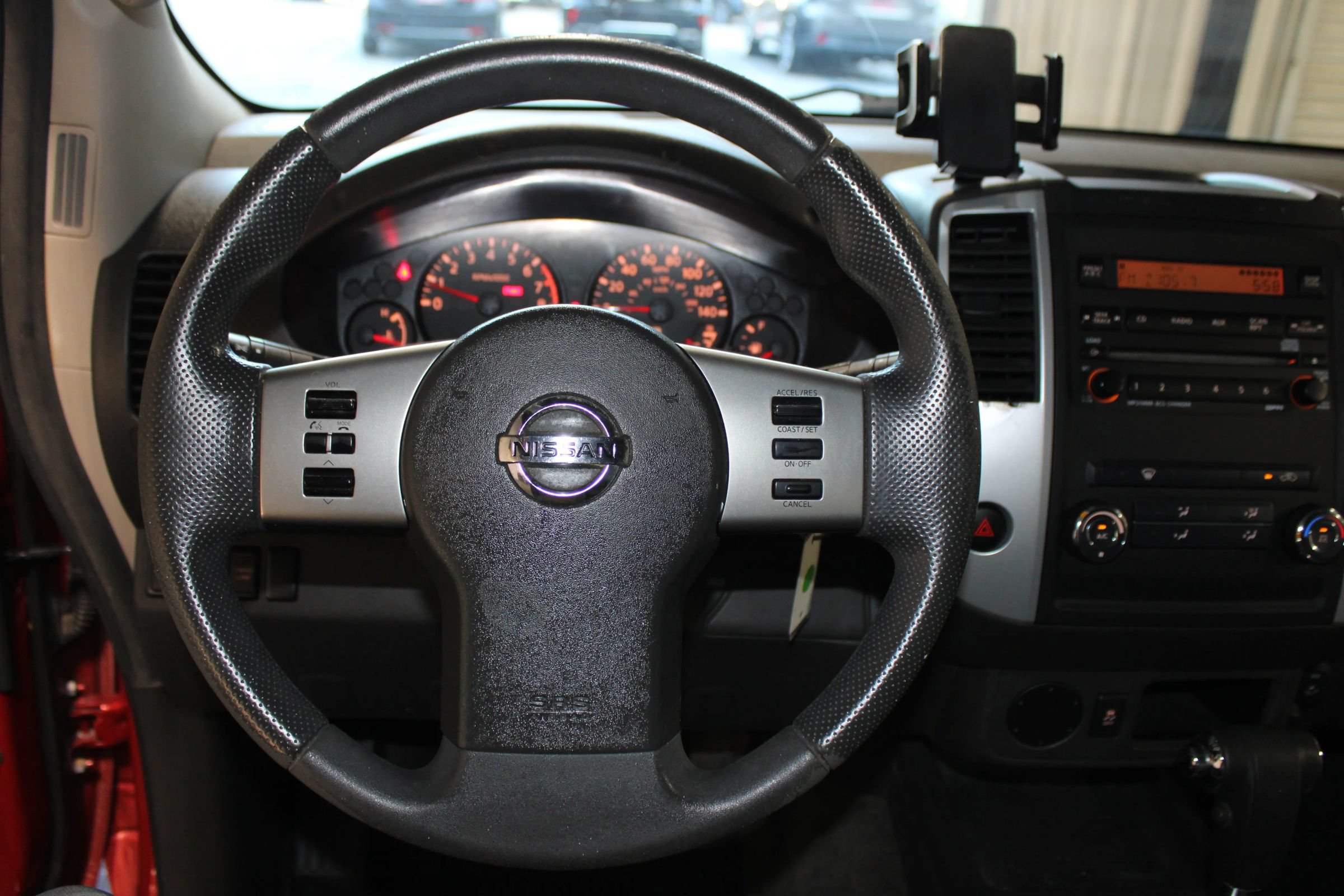 Used 2012 Nissan Frontier SV w/ SV Premium Utility Pkg RWD image 10