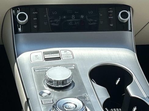New 2027 Genesis GV70 2.5T Advanced AWD/4WD image 27