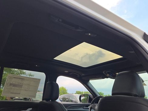 New 2025 Jeep Grand Cherokee Limited image 12