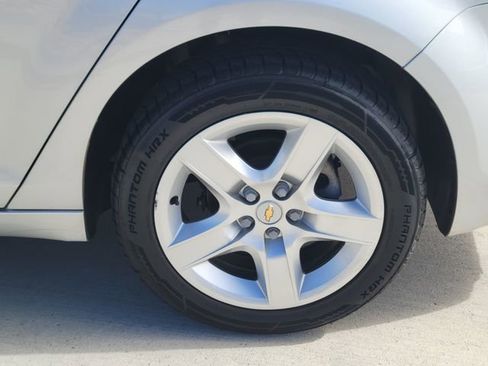 Used 2012 Chevrolet Malibu LS image 18