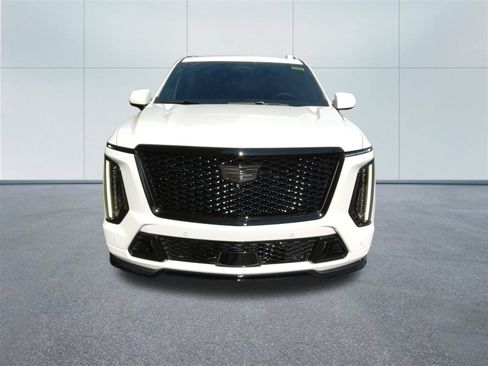 Used 2026 Cadillac Escalade V w/ LPO, ONYX Package AWD/4WD image 5