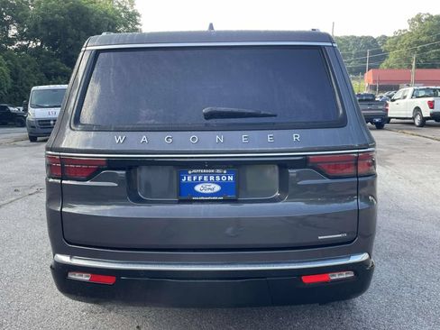 Used 2022 Jeep Wagoneer Series II RWD image 4