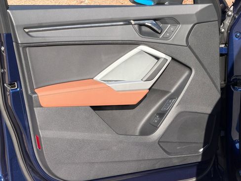 Used 2025 Audi Q3 2.0T Premium image 11