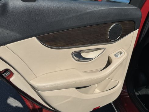 Used 2018 Mercedes-Benz C 300 Sedan w/ Parking Assist Package image 25