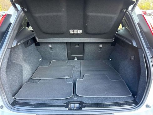 Used 2024 Volvo XC40 B5 Plus w/ Climate Package image 14