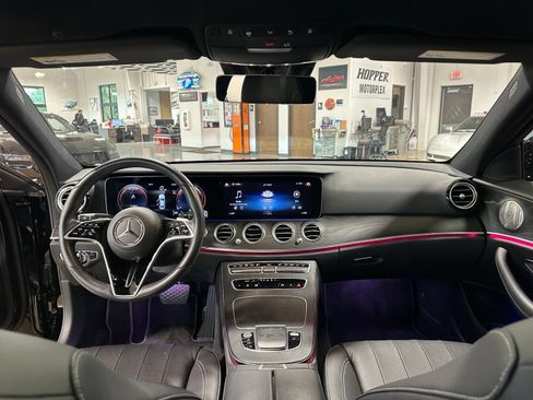 Used 2022 Mercedes-Benz E 350 Sedan image 15