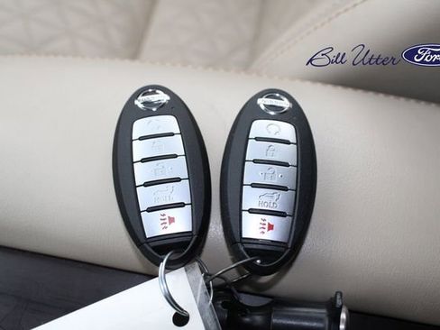 Used 2021 Nissan Murano Platinum w/ Cargo Package image 26