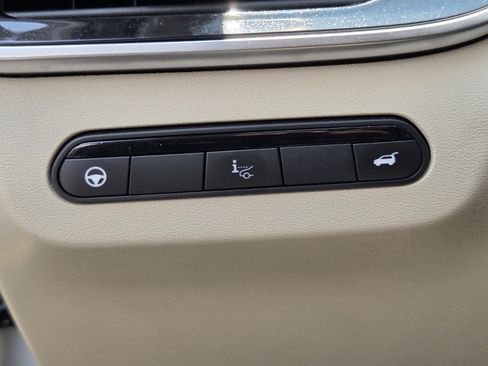 Used 2023 INFINITI QX60 Sensory w/ Vision Package AWD/4WD image 28
