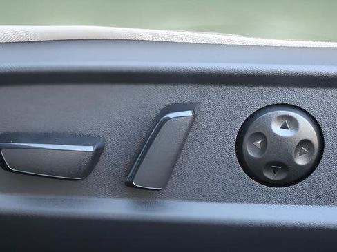 New 2026 Nissan Sentra SL FWD image 25