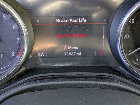 Used 2021 Buick Encore GX Select w/ Sport Touring Package image 17