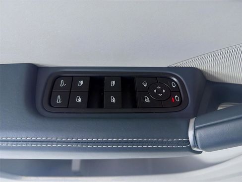 Certified 2023 Porsche Cayenne GTS image 8