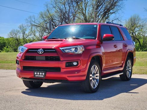 Used 2023 Toyota 4Runner TRD Sport image 3