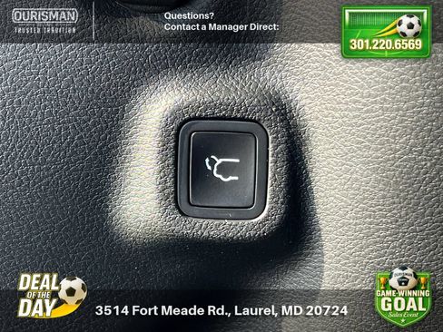 Used 2025 Jeep Compass Latitude w/ Sun & Sound Group AWD/4WD image 21