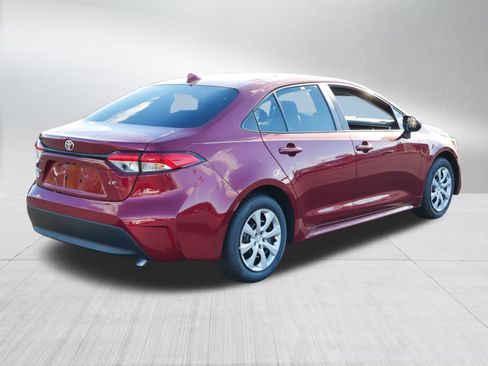 Certified 2025 Toyota Corolla LE image 6