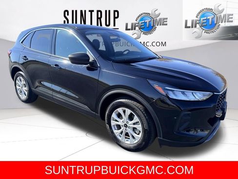 Used 2024 Ford Escape Active w/ Cold Weather Package image 4