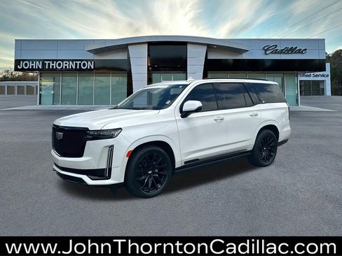 Used 2024 Cadillac Escalade Sport Platinum w/ LPO, ONYX Package AWD/4WD image 1