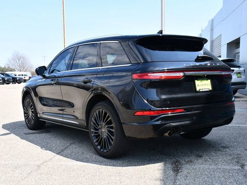 Used 2021 Lincoln Corsair Reserve w/ Equipment Group 201A image 4