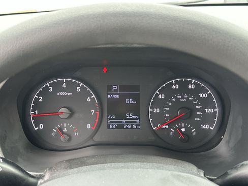 Used 2022 Hyundai Accent SEL FWD image 10