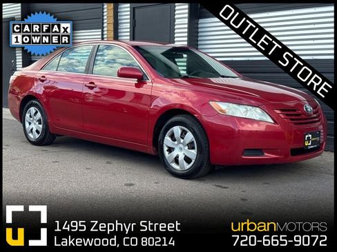 Used 2009 Toyota Camry LE image 1
