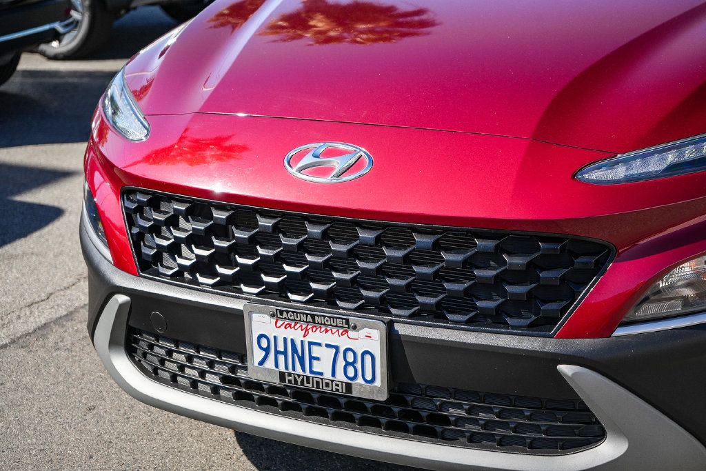 Used 2023 Hyundai Kona SEL AWD/4WD image 5