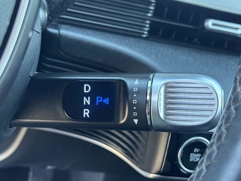 Certified 2024 Hyundai Ioniq 5 Limited image 17