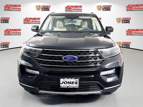 Used 2021 Ford Explorer XLT w/ Equipment Group 202A image 10