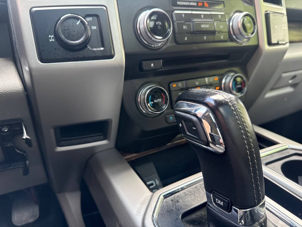 Used 2018 Ford F150 Lariat w/ Equipment Group 502A Luxury RWD image 19