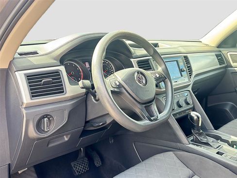 Used 2018 Volkswagen Atlas S FWD image 9