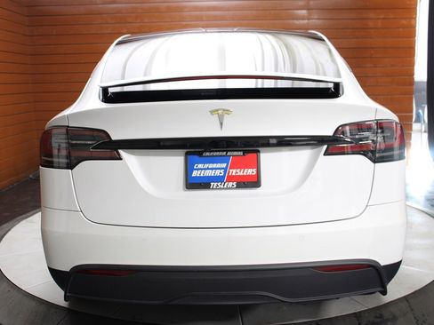 Used 2022 Tesla Model X AWD/4WD image 11