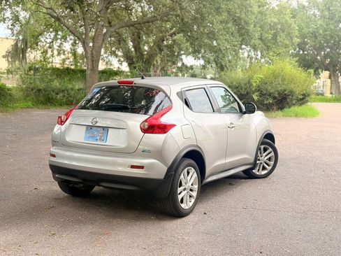 Used 2012 Nissan Juke S image 6