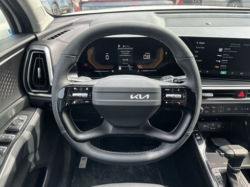 New 2026 Kia Sorento S image 6