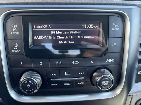 Used 2017 RAM 1500 Express AWD/4WD image 4