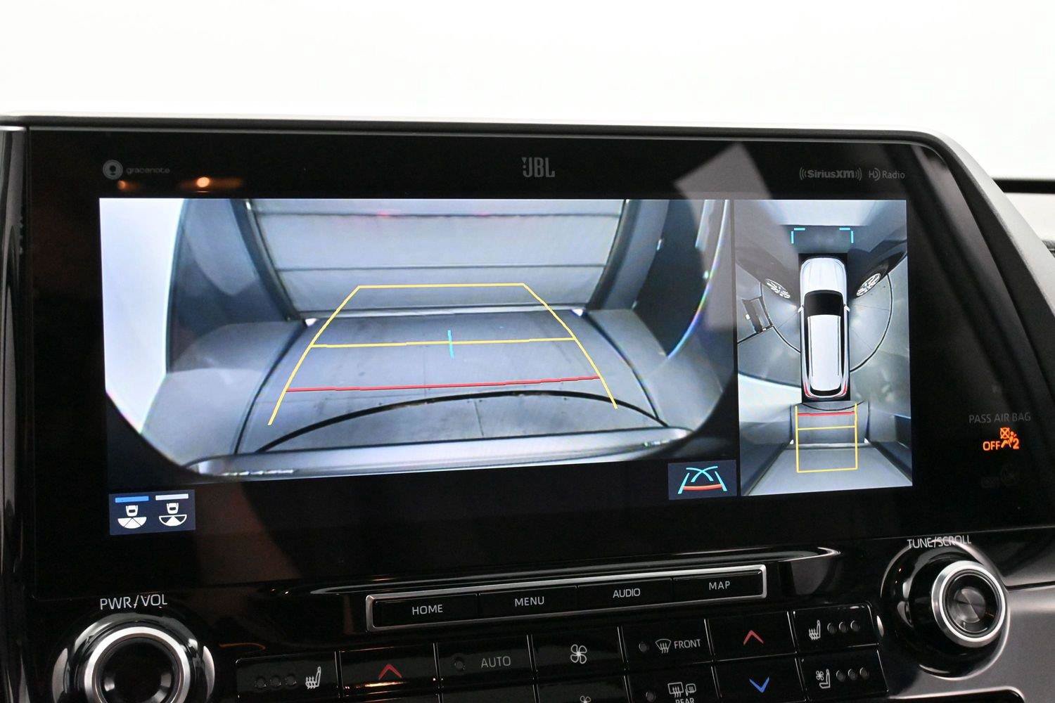 Used 2021 Toyota Highlander Limited AWD/4WD image 23