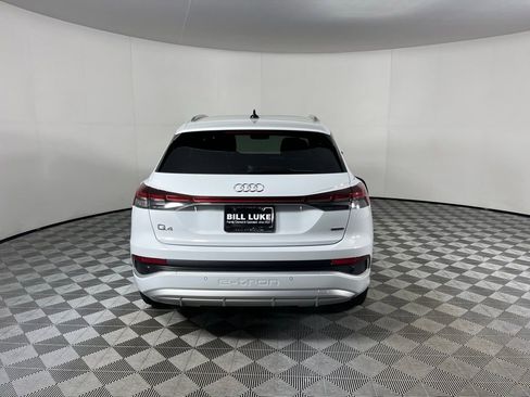 Used 2024 Audi Q4 e-tron Premium Plus w/ Premium Plus image 6