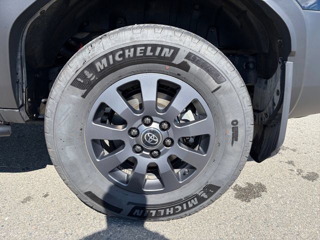 Used 2024 Toyota Land Cruiser AWD/4WD image 29