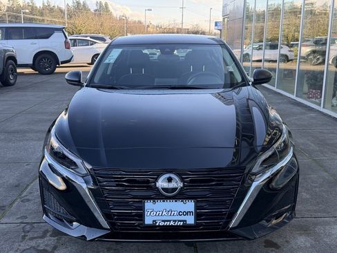 New 2025 Nissan Altima 2.5 SV image 3