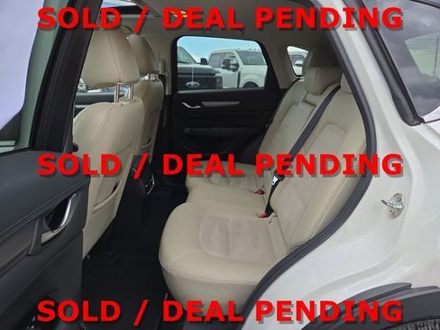 Used 2017 MAZDA CX-5 Touring w/ Preferred Equipment Package AWD/4WD image 12