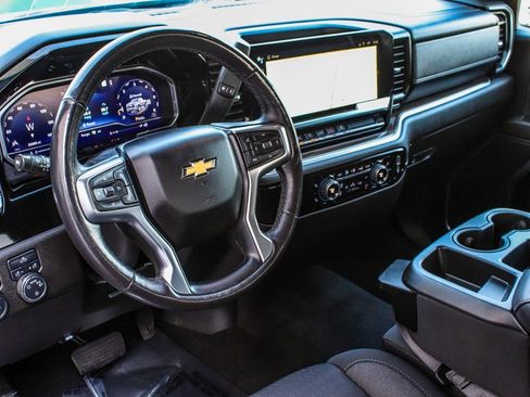 Used 2022 Chevrolet Silverado 1500 LT image 15
