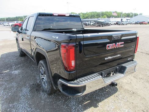 New 2026 GMC Sierra 1500 SLT w/ SLT Convenience Package AWD/4WD image 9