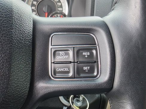 Used 2018 RAM 3500 Big Horn image 22