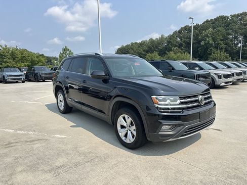 Used 2019 Volkswagen Atlas SE w/ Towing Package FWD image 4