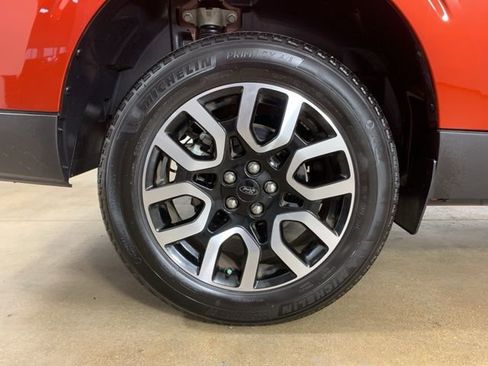Used 2024 Ford Maverick Lariat w/ 4K Tow Package AWD/4WD image 38